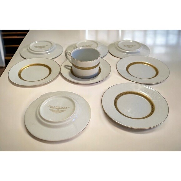 VTG 2000 Retroneu Vineyard GOLD 432522K Gold Band Cup & 8 Saucers